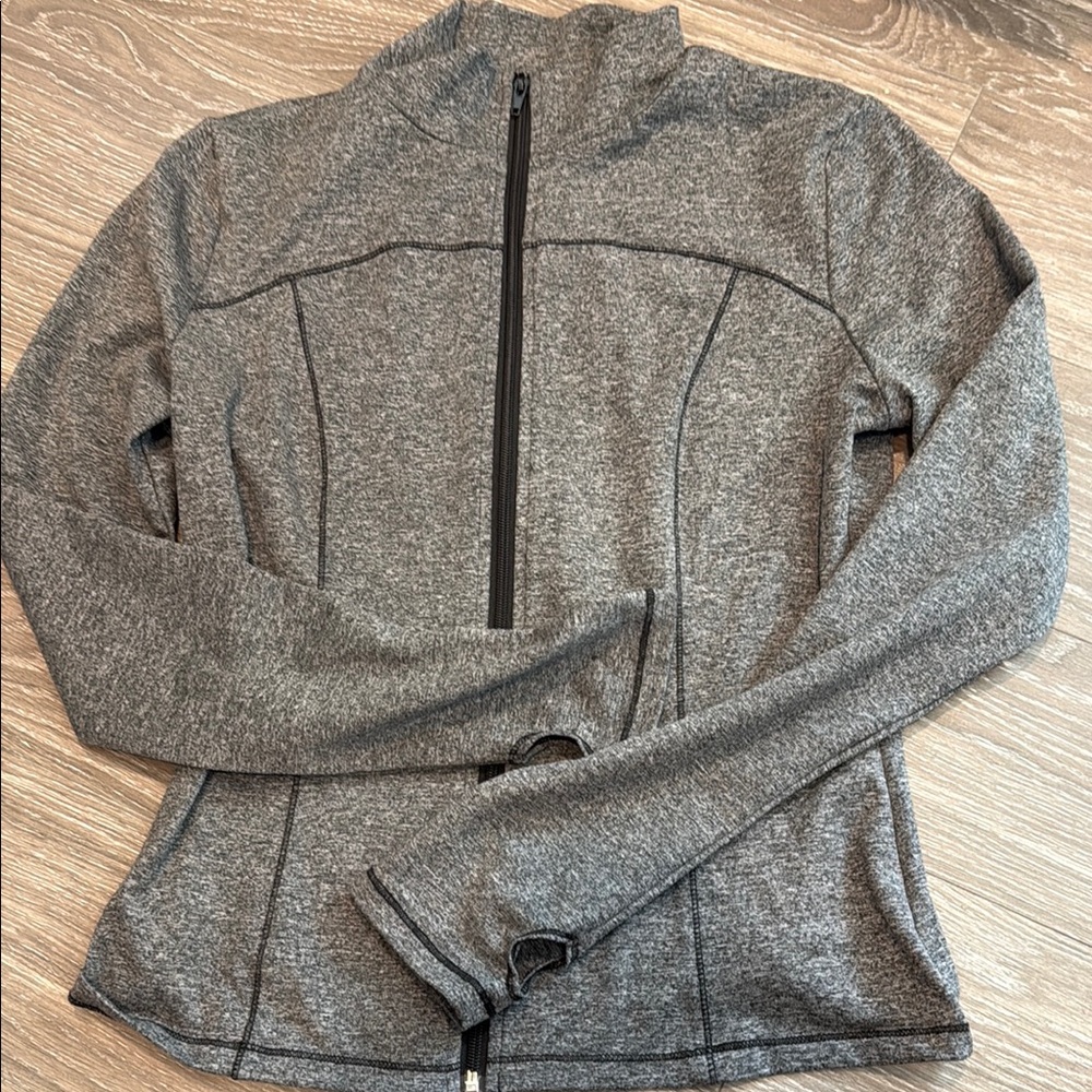 Fashion Nova Sport Women's Gray workout Set - Picture 2 of 8